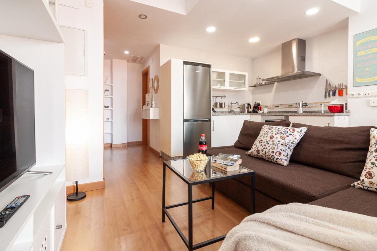 Sea & Wave Adela Boutique Apartment Malaga Zewnętrze zdjęcie